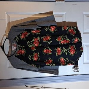 Lularoe Randy floral tee
